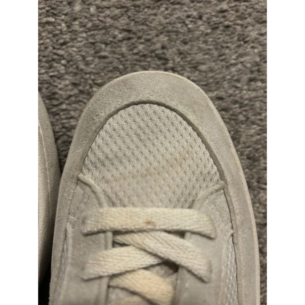 Veja pre owned